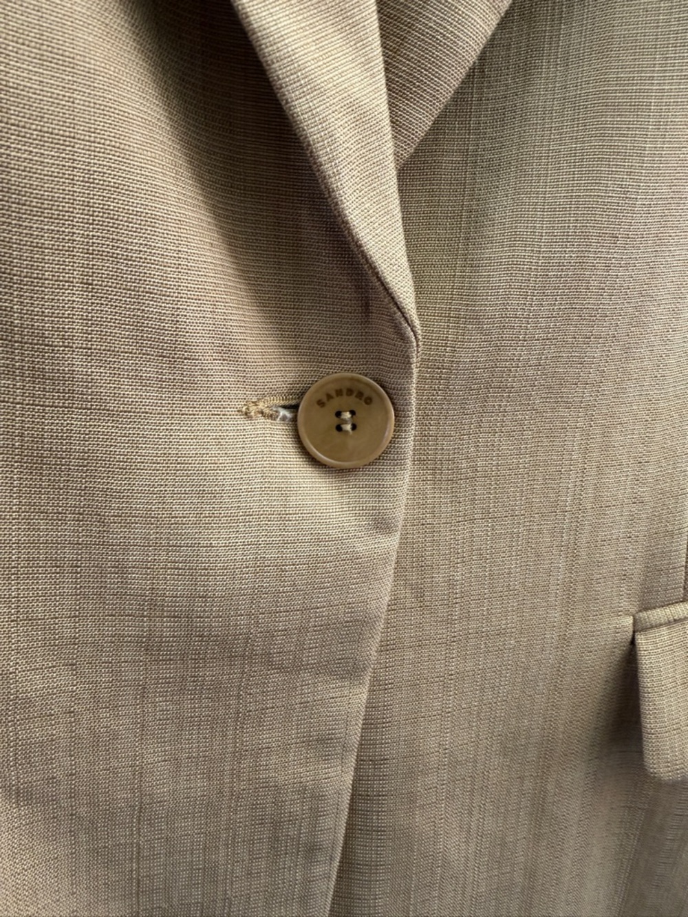 Sandro Viscose Blazer, Size 34 = XS - Picture 6 of 9